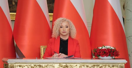 Cztery dodatkowe ministerstwa w rządzie. Ile będą kosztować?