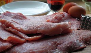 Gdzie po łopatkę wieprzową? Ceny w sklepach różnią się nawet o złotówkę