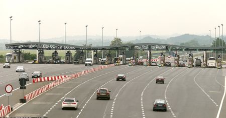 Niemcy: opłaty za autostrady najwcześniej za rok