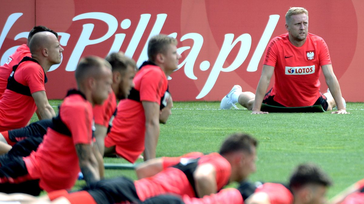 Kadra sporo traci na wartości bez Kamila Glika