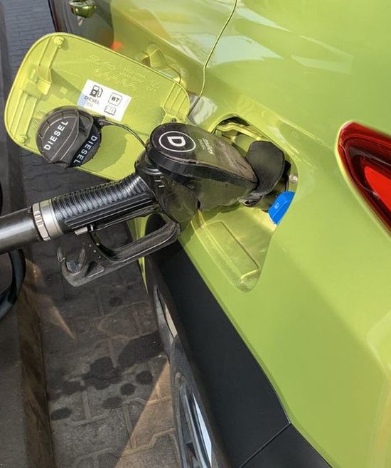 Na stacjach wciąż duże różnice. Nie wszyscy kierowcy mają powody do radości