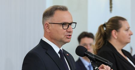 Tusk dziękował Bodnarowi. Kamery uchwyciły reakcję Dudy
