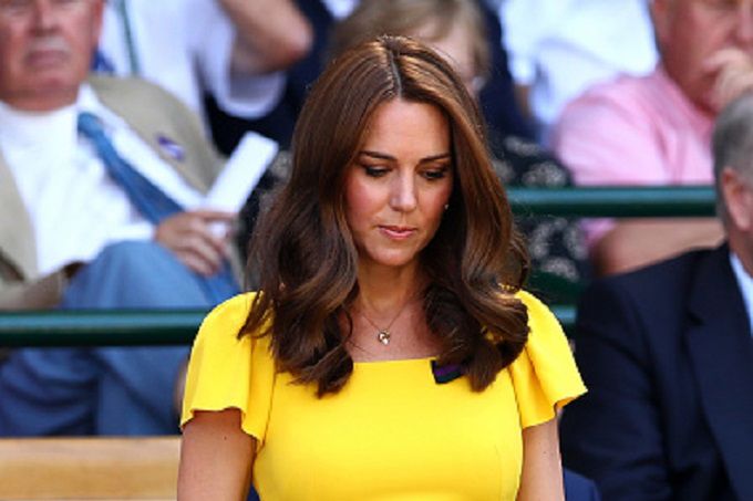 Kate Middleton w żółtej sukience. Podobne znajdziesz w sieciówkach
