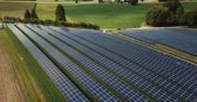 Wielka farma fotowoltaiczna zdominuje krajobraz. Wyrośnie ludziom tuż za płotem