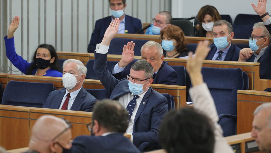 Co dalej z "Lex TVN"? PiS wciąż może przegrać 