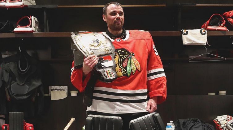 Zdjęcie okładkowe artykułu: Instagram / Chicago Blackhawks / Na zdjęciu: Scott Foster (Chicago Blackhawks) po meczu z Winnipeg Jets