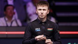 Polak zadebiutował na mistrzostwach świata. Dzielnie stawia czoła legendzie