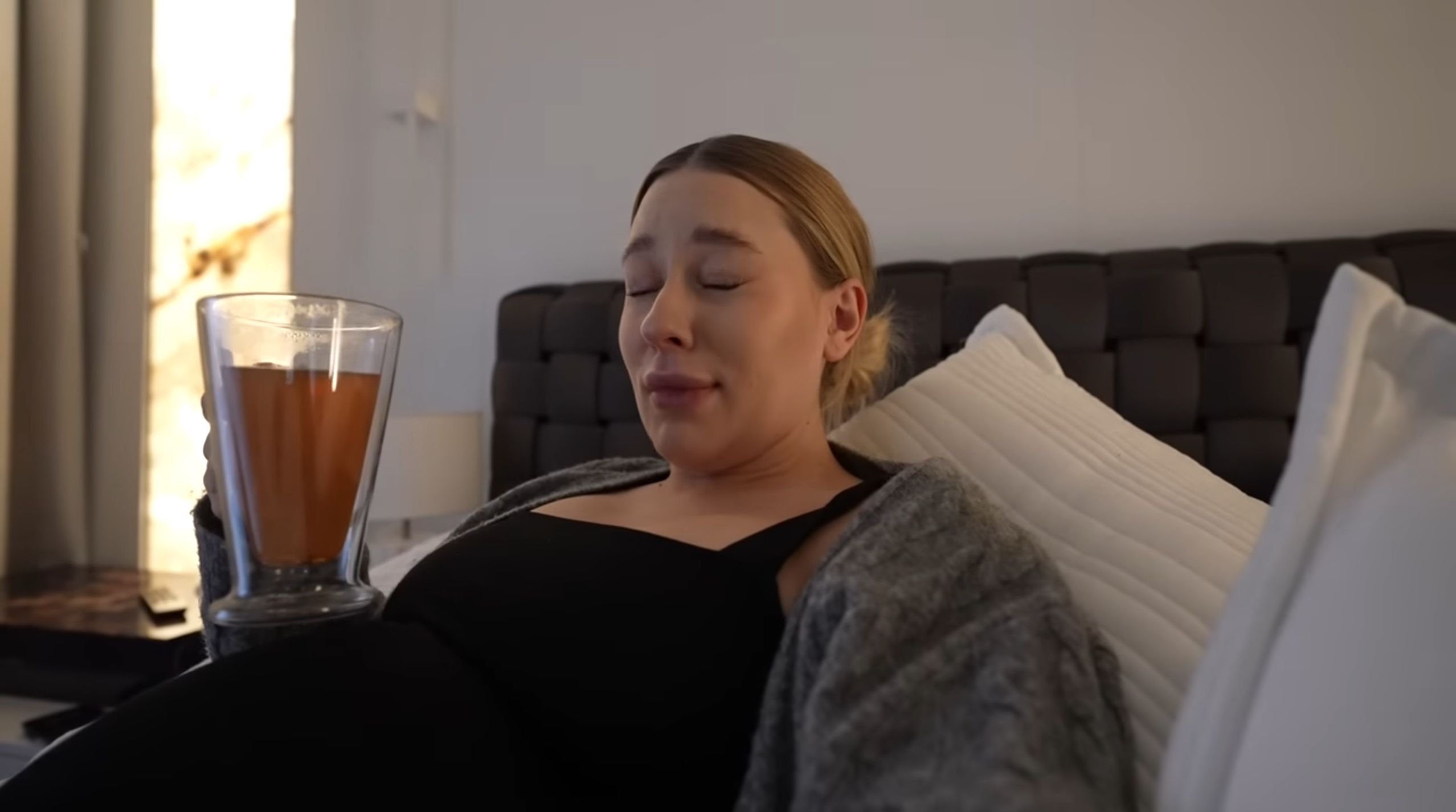 Andziaks dostała skurczy podczas vlogmasu