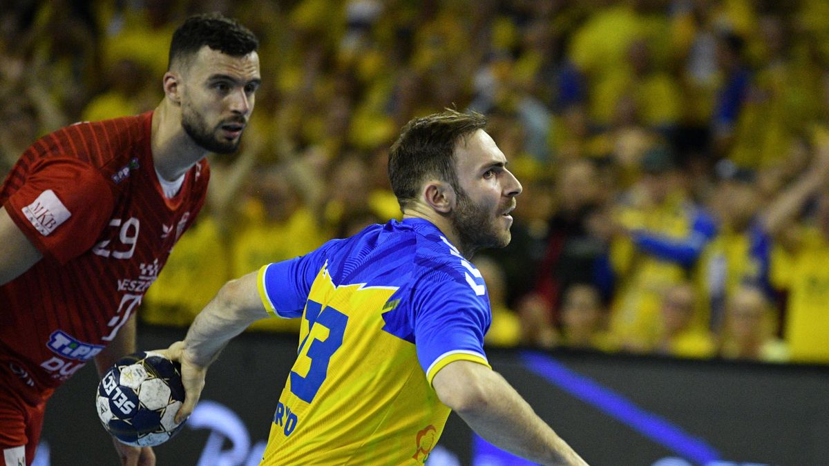 PAP / Piotr Polak / Na zdjęciu: zawodnik Barlinka Industrii Kielce Arkadiusz Moryto 