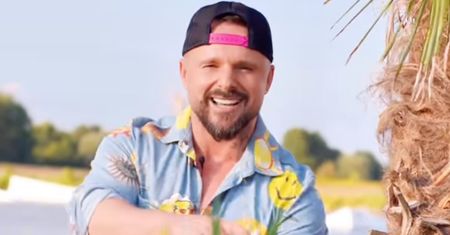 Qczaj gwiazdą nowego polskiego reality show. Dołączy do niego szereg gwiazd