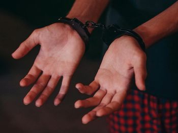 Domowa awantura zakończona zarzutami za narkotyki