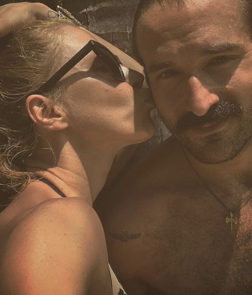 Kasia Warnke i Piotr Stramowski prażą się na słońcu