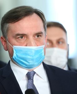 Zbigniew Ziobro "zakneblowany". "To wyraża więcej niż tysiąc słów"