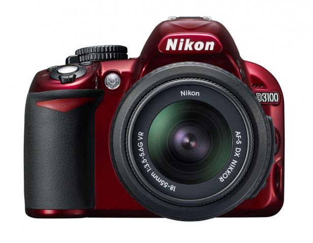 Nikon D3100 Red w kolorze wiśni 1