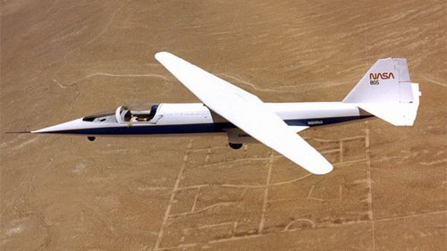 NASA chciała konstruować krzywe samoloty 1