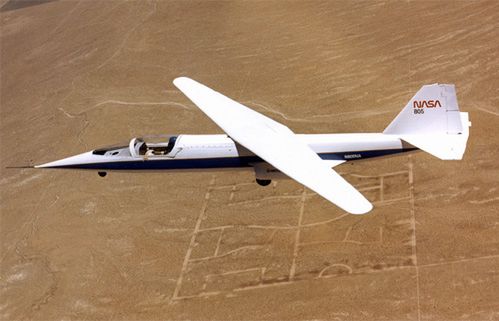 NASA chciała konstruować krzywe samoloty