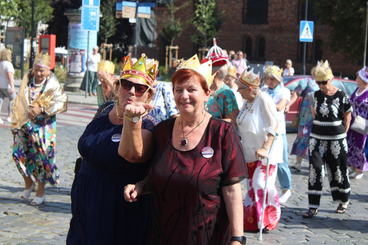 Gniezno: Królewskie Senioralia. Seniorzy przejęli władzę nad miastem!
