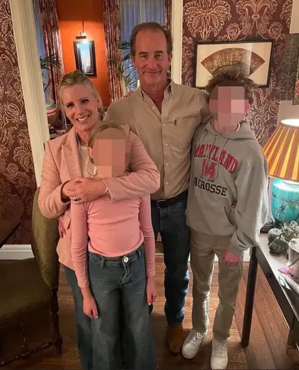 Kristin Cabot z mężem i dwojgiem jego dzieci