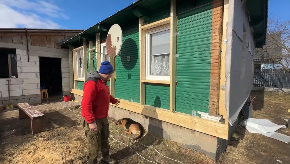 Andrzej z Plutycz z "Rolnicy. Podlasie" robi remont