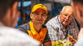 Podpisał umowę i nie chce jej realizować. Zespół pozwał kierowcę