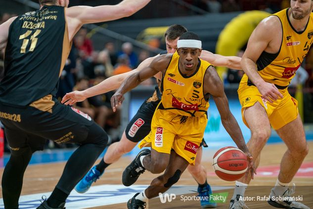 Glynn Watson opuszcza Sopot