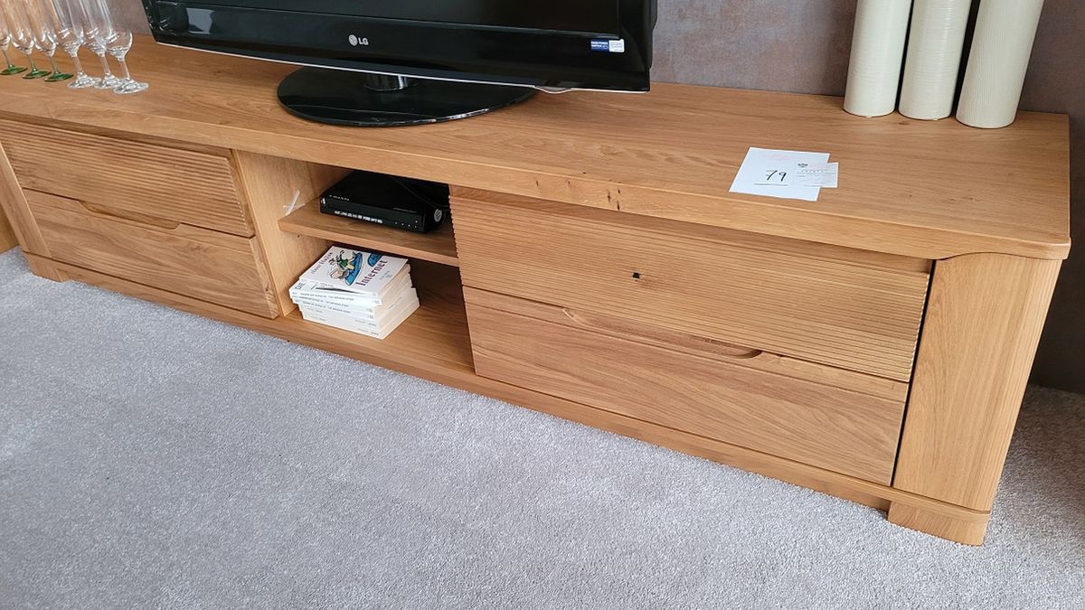 Meble z kolekcji Klose