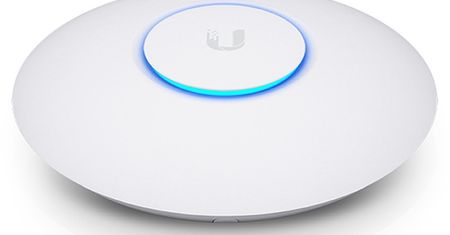 Ubiquiti prezentuje wydajne AP do zastosowań wewnątrz i na zewnątrz budynków