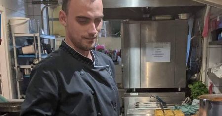 Pracownicy branży gastronomicznej pozostawieni sami sobie? "Nie robię świąt, bo nie mam za co"