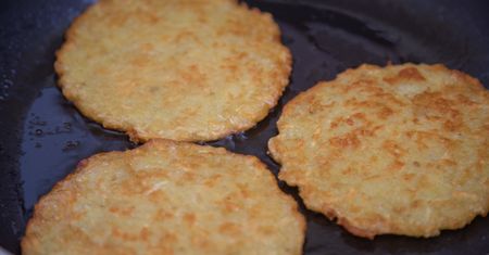 Placki ziemniaczane bez ścierania ziemniaków. Szybkie i proste