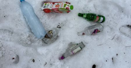 Siwa Dolina zaśmiecona. Nadleśnictwo publikuje zdjęcia