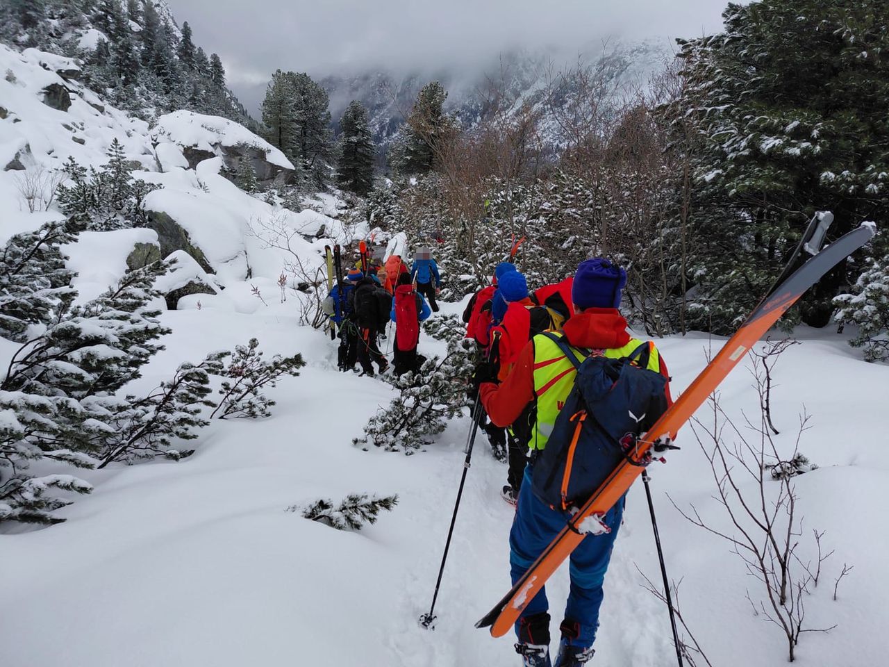 Tragedia w Tatrach Słowackich. Dwóch turystów zginęło pod lawiną