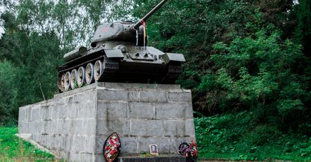 Czołgi T-34 mają walczyć w Ukrainie. Nowy pomysł rosyjskich polityków