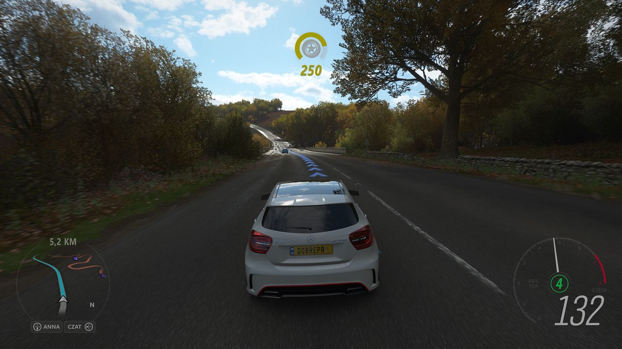 Za to zoptymalizowana "Forza Horizon 4" wygląda ślicznie i działa równie dobrze, ale w chwili pisania tego artykułu takie gry policzysz na palcach jednej ręki