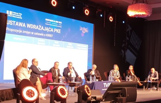 Dostawcy internetu i telewizji zaniepokojeni. Koniec lokalnych firm?