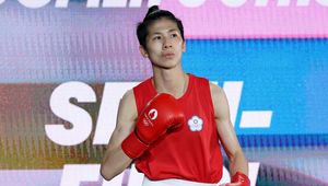 Wróciła do ringu po testach płci. Tak jej poszło