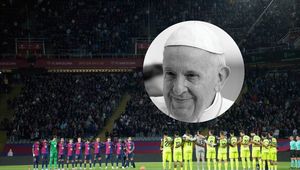 Przejmująca chwila przed meczem Barcelony. Tak uczcili pamięć papieża
