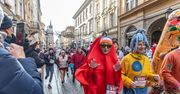 Kraków: Bieg Sylwestrowy. Tłum przebierańców na trasie