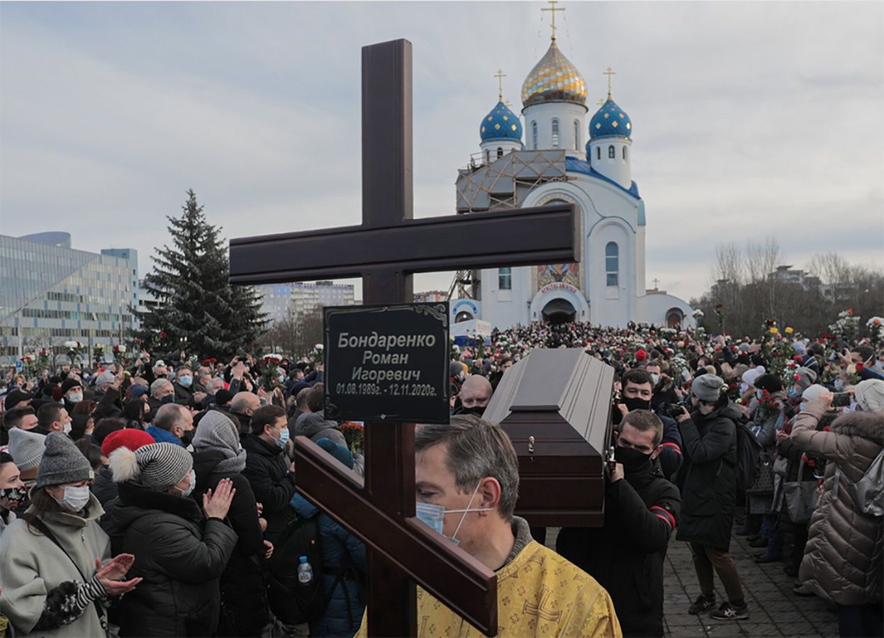 Białoruś. Tysiące ludzi pożegnały skatowanego na śmierć aktywistę