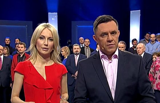 Skargi do KRRiT na antysemickie tweety w TVP Info