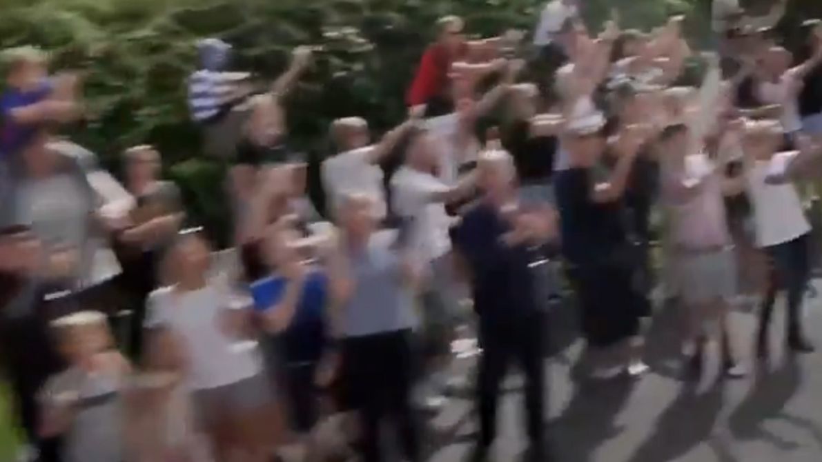 Twitter / na zdjęciu: kibice reprezentacji Anglii