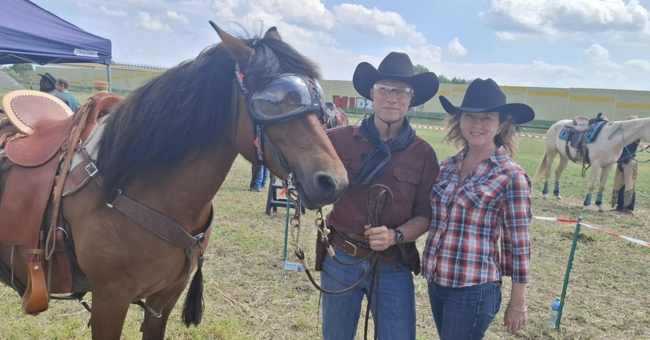Wydarzenie rodem z Dzikiego Zachodu! IV Mistrzostwa Polski w Westernowym Strzelectwie Konnym w Parzęczewie