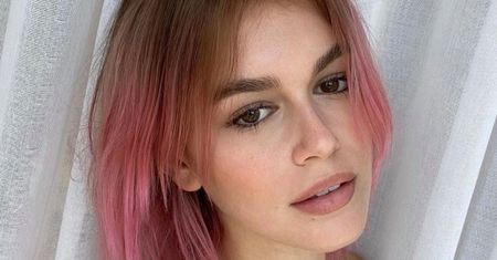 Odważna Kaia Gerber pozuje TOPLESS w reklamie Calvina Kleina (ZDJĘCIA)