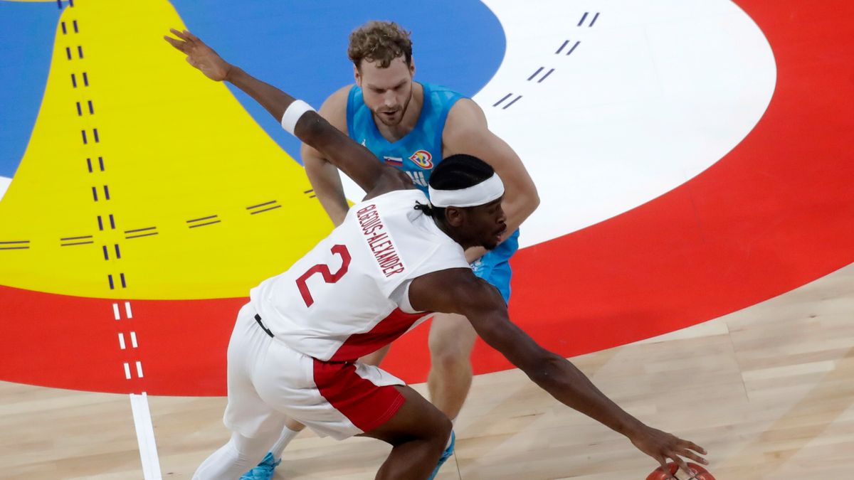 Zdjęcie okładkowe artykułu: PAP/EPA / FRANCIS R. MALASIG / Na zdjęciu: Shai Gilgeous-Alexander