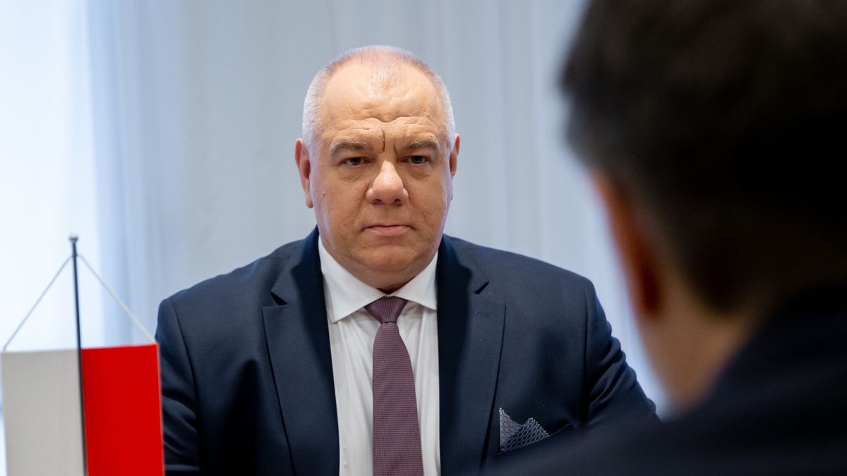 Jacek Sasin krytykuje rząd