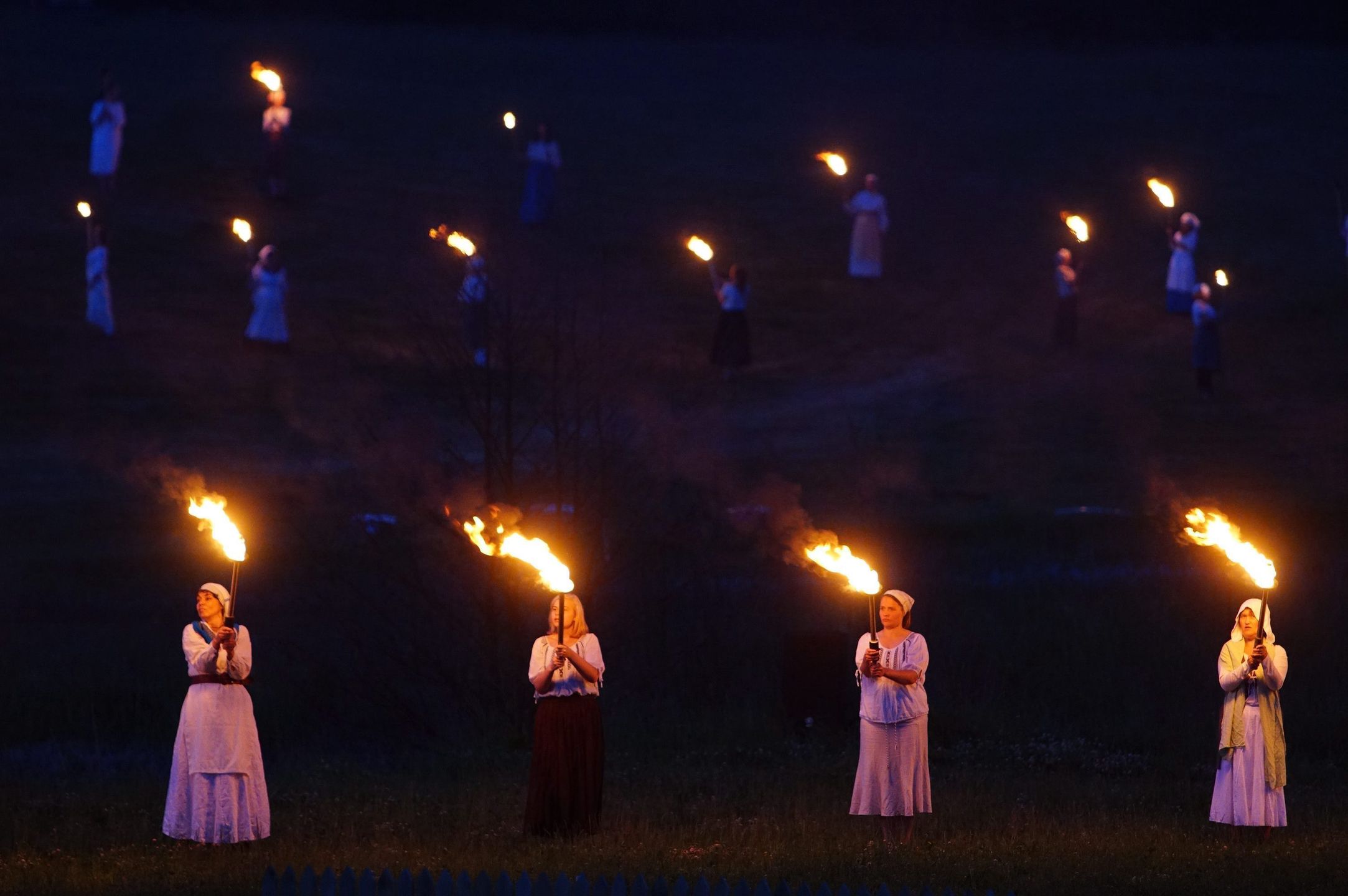 Widowisko historyczne "Orzel i krzyz"09.06.2017 Murowana Goslina . Premiera widowiska plenerowego " Orzel i krzyz "
Fot. Lukasz Cynalewski / Agencja Wyborcza.plFot. Lukasz Cynalewski / Agencja Wyborcza.plwidowisko plenerowe, orzel i krzyz, historia, /FR/