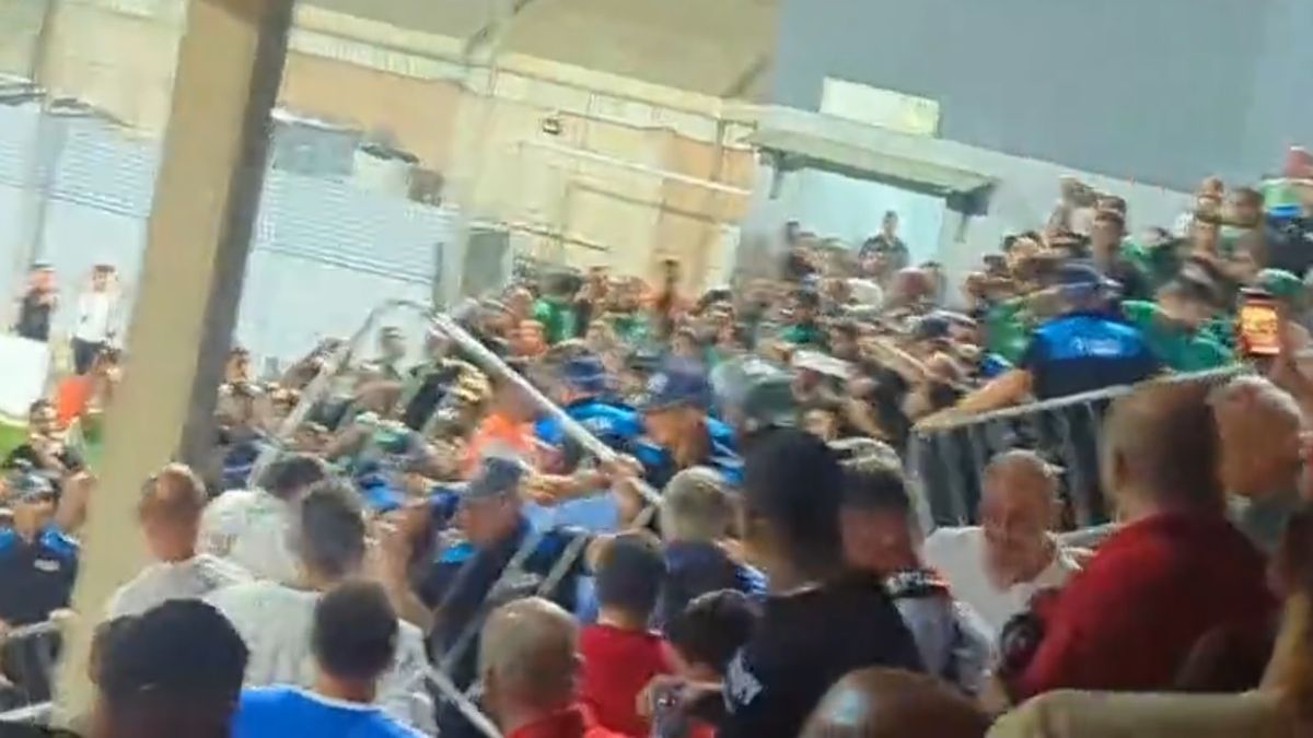 zamieszki na meczu Hamrun Spartans - Maccabi Hajfa