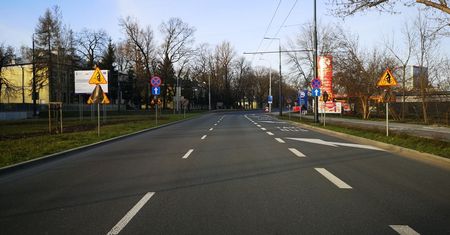 Remont zatoki autobusowej na al. Kraśnickiej. Kierowców czekają utrudnienia