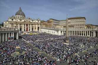 Finanse Watykanu. Problem, który próbował rozwiązać papież Franciszek