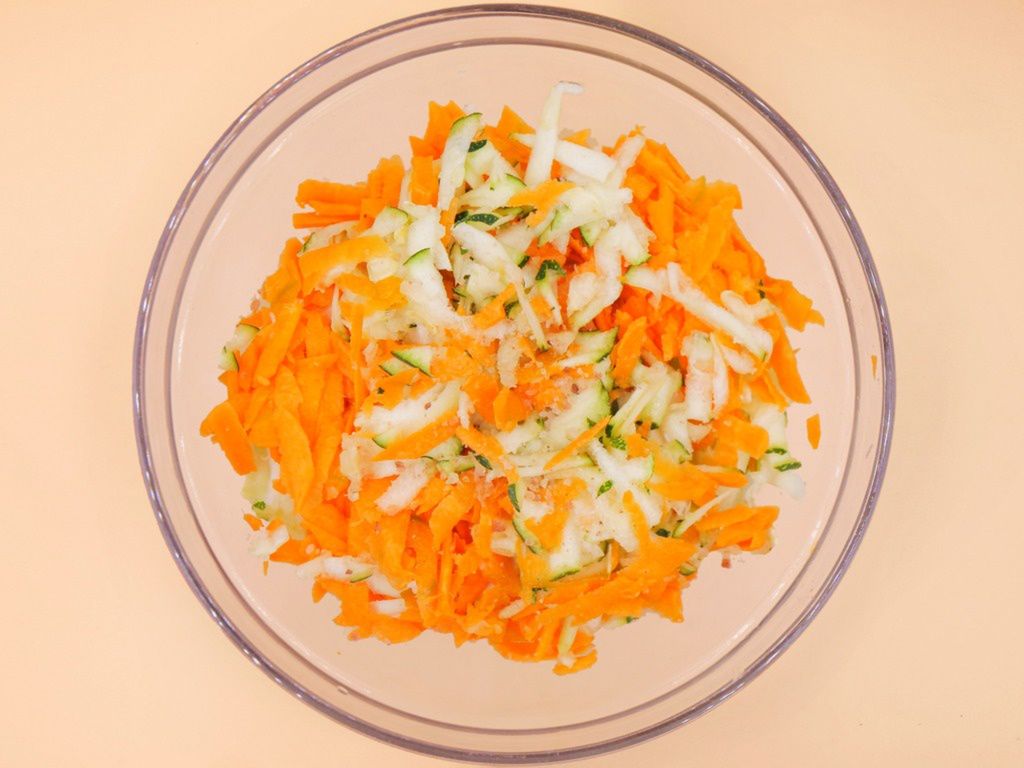 Burgery z indyka i warzyw przepis