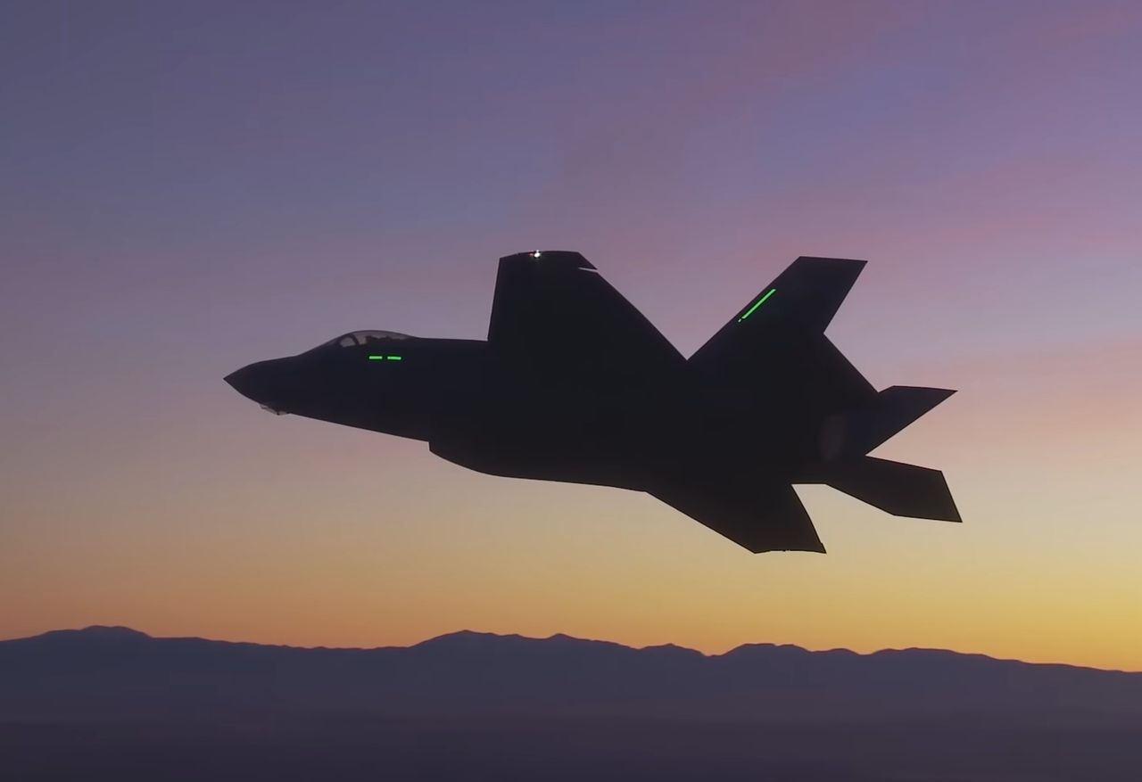 Iran chwali się zniszczeniem F-35. Zdjęcia świadczą o czymś innym